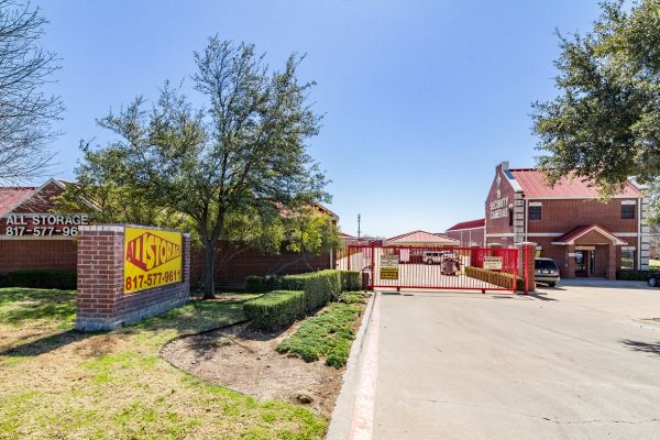All Storage Bwood Lowest Rates Selfstorage All Storage Bwood5624 Bwood Blvd Fort Worth Tx Photo 5