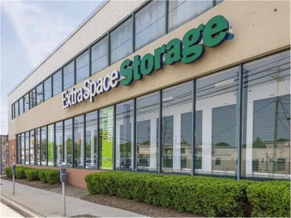 Photo of Extra Space Storage - 0806 - Valley Stream - W Merrick Rd