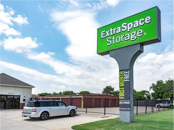 Photo of Extra Space Storage - 8714 - Oklahoma City - MacArthur Blvd