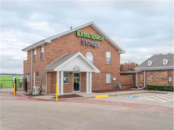 Photo of Extra Space Storage - 0236 - Dallas - 17854 Preston Rd
