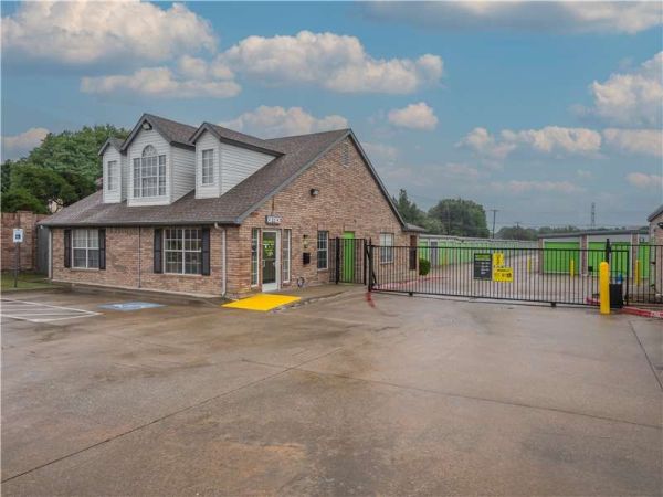 Photo of Extra Space Storage - 1365 - Plano - Spring Creek