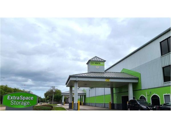 Photo of Extra Space Storage - 1490 - Houston - Space Center Blvd
