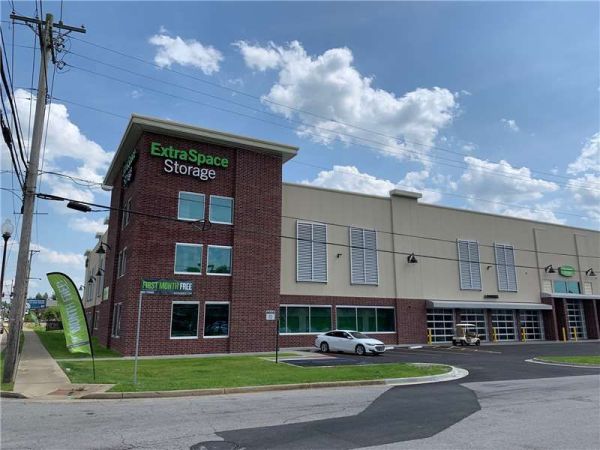 Photo of Extra Space Storage - 0648 - Louisville - Warwick Ave