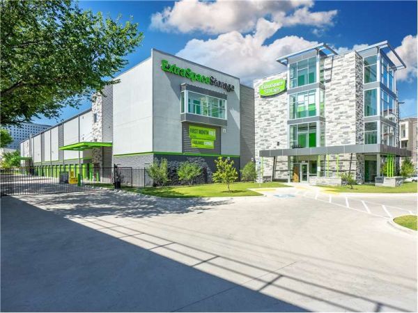 Photo of Extra Space Storage - 8695 - Dallas - 5353 Maple Ave