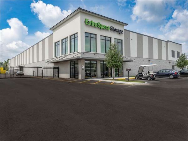Photo of Extra Space Storage - 8765 - Thonotosassa - Fowler Ave