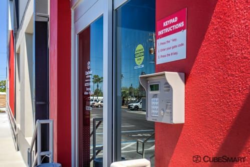 CubeSmart Self Storage - Tampa - 4310 W Gandy Blvd 4310 W Gandy Blvd Tampa, FL - Photo 3