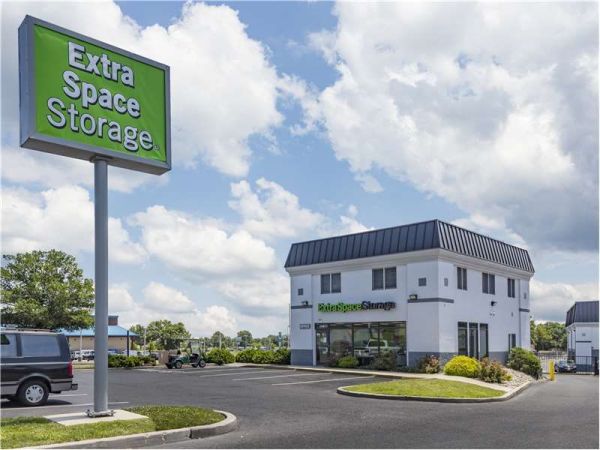 Photo of Extra Space Storage - 8093 - Maple Shade - Route 38 East