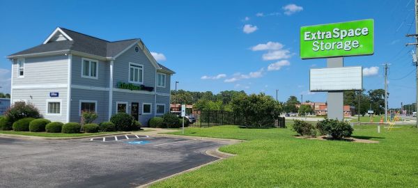 Photo of Extra Space Storage - 8441 - Fayetteville - Skateway Dr