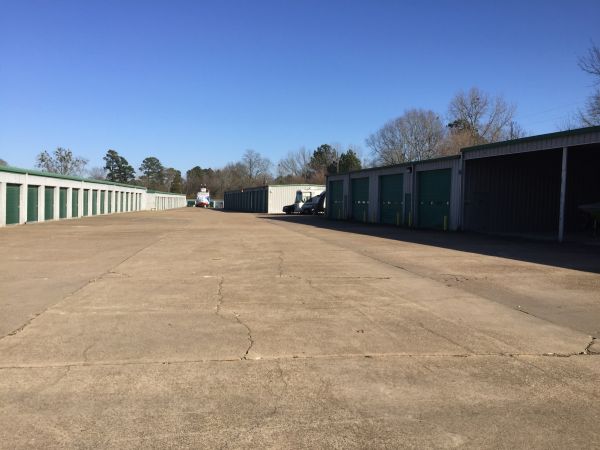 Lockaway Storage - Texarkana 1407 South Kings Highway Texarkana, TX - Photo 1