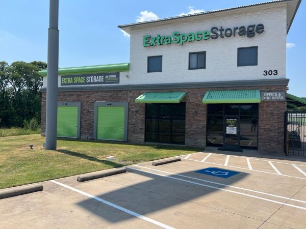 Photo of Extra Space Storage - 1611 - Duncanville - E Hwy 67