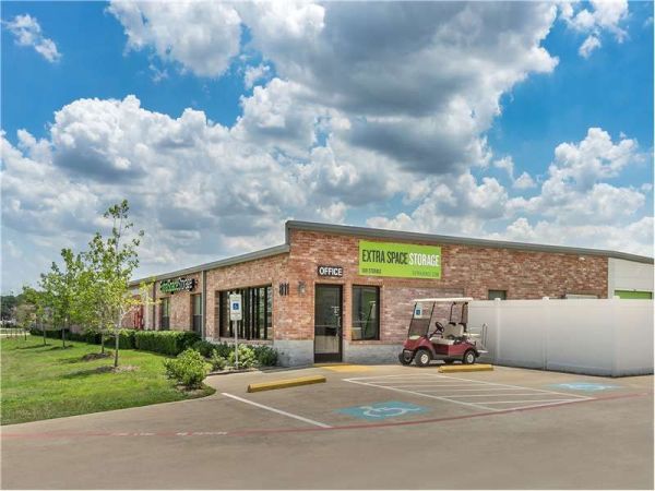 Photo of Extra Space Storage - 1614 - DeSoto - S Hampton Rd