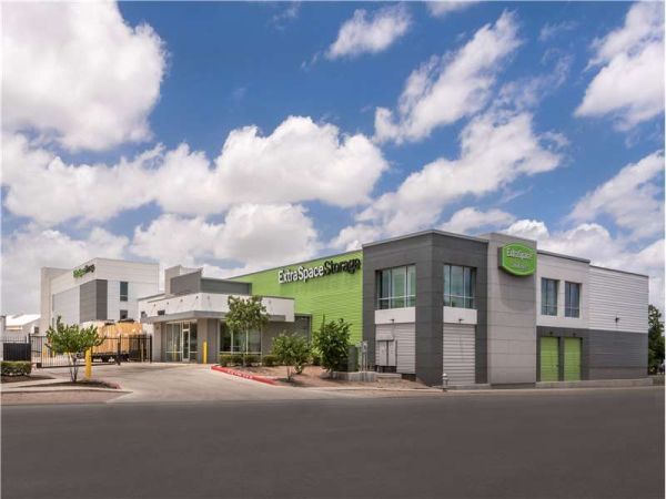 Photo of Extra Space Storage - 1651 - San Antonio - S Alamo St