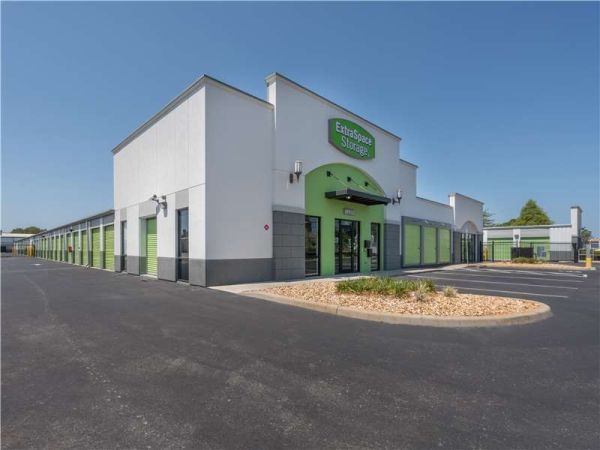 Photo of Extra Space Storage - 8137 - Kenneth City - 54th Ave