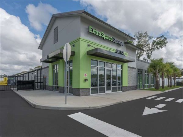 Photo of Extra Space Storage - 1840 - Riverview - Bloomingdale Ave