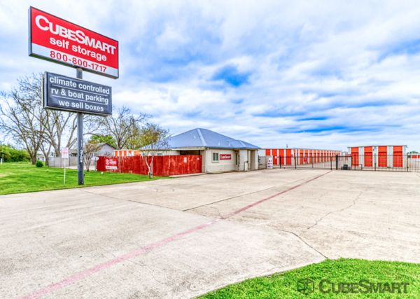 Photo of CubeSmart Self Storage - Taylor - 3706 N Main St