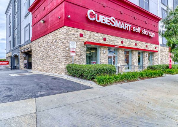 Photo of CubeSmart Self Storage - Los Angeles - 11820 W Olympic B