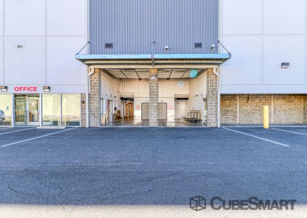 Photo of CubeSmart Self Storage - Stamford - 401 Shippan Ave