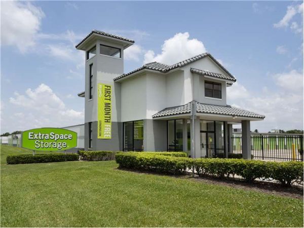 Photo of Extra Space Storage - 1336 - Orlando - Waterford Lakes