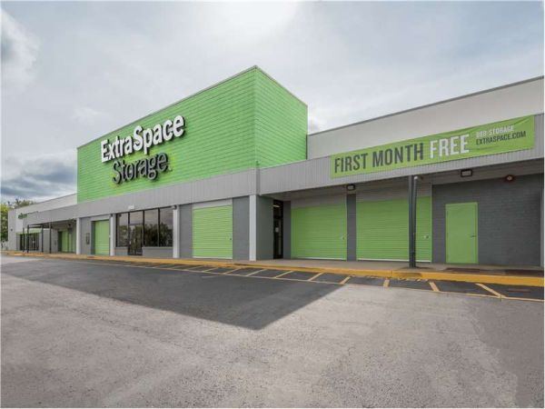 Photo of Extra Space Storage - 0574 - Nashville - Charlotte Pike