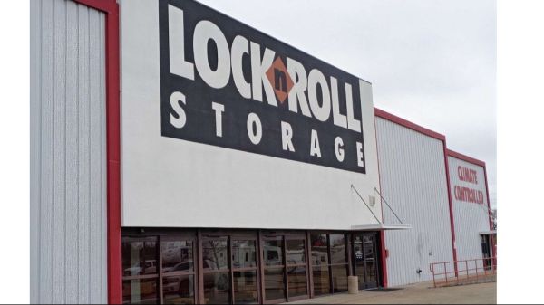 Photo of Lock N Roll Storage
