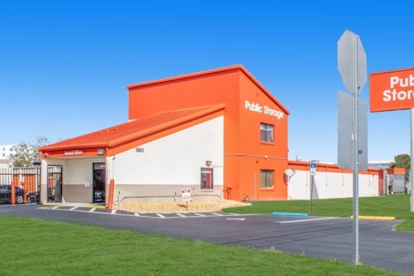 Photo of Public Storage - Orlando - 1801 W Oak Ridge Road
