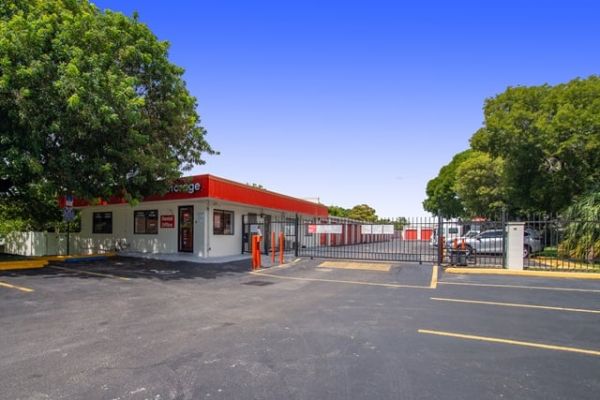 Photo of Public Storage - Davie - 2001 SW 70th Ave