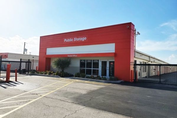 Photo of Public Storage - West Palm Beach - 3601 W Blue Heron Blvd
