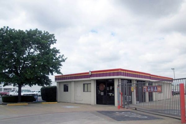 Photo of Public Storage - No Richland Hills - 4921 Davis Blvd