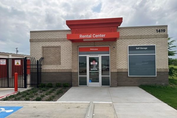 Photo of Public Storage - Lewisville - 1419 S. Stemmons Fwy