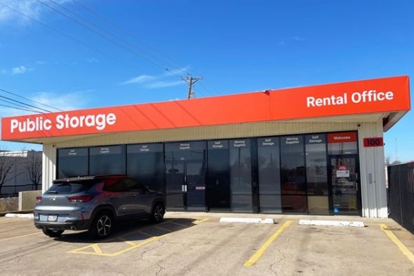 Photo of Public Storage - Arlington - 100 N Collins #101