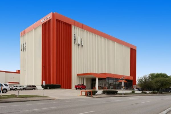 Photo of Public Storage - Houston - 5615 Westheimer Rd