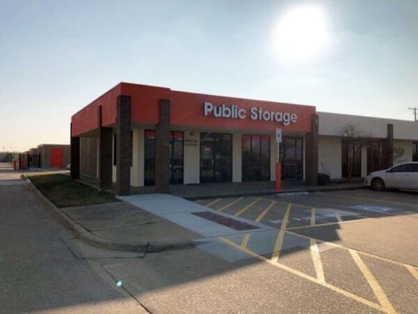 Photo of Public Storage - Arlington - 3008 West Division Street