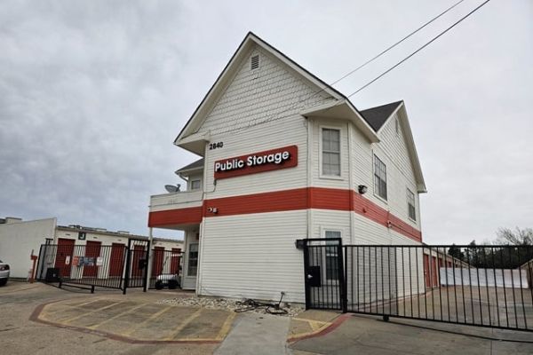Photo of Public Storage - Dallas - 2840 S Westmoreland Road