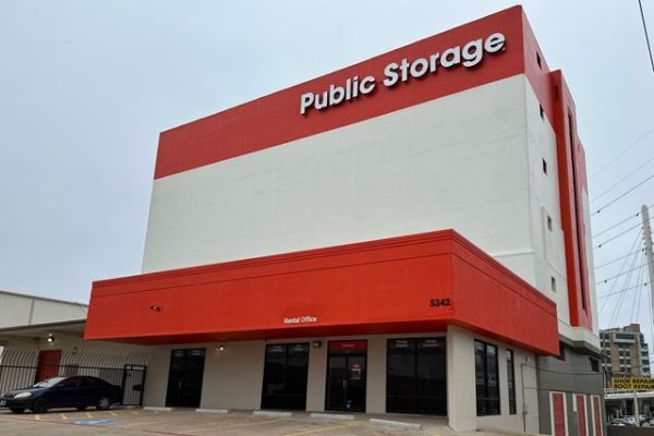 Photo of Public Storage - Dallas - 5342 E Mockingbird Lane