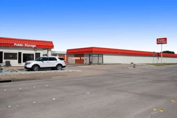 Photo of Public Storage - Garland - 321 East Buckingham Road