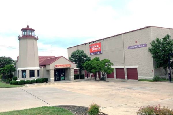 Photo of Public Storage - Austin - 6726 Bee Cave Rd