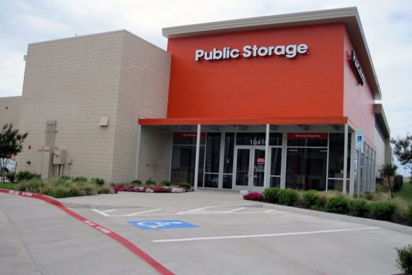 Photo of Public Storage - Dallas - 10410 E Northwest Highway