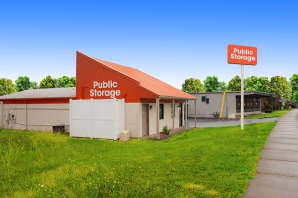Photo of Public Storage - Charlotte - 5748 N Tryon Street