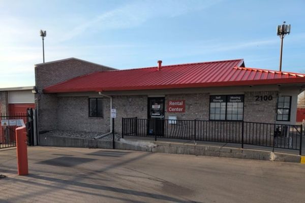 Photo of Public Storage - Shelby Township - 2100 W Utica Road