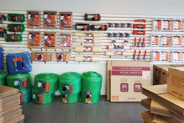Public Storage - Oak Park - 20700 Greenfield Road 20700 Greenfield Road Oak Park, MI - Photo 2