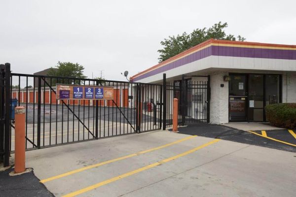 Photo of Public Storage - Rolling Meadows - 2401 Lois Drive