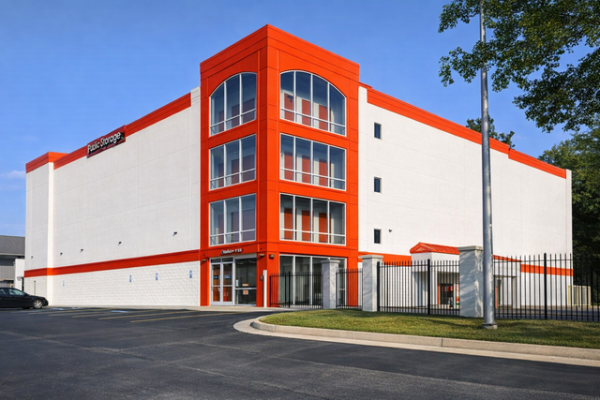 Photo of Public Storage - Hoover - 2940 John Hawkins Pkwy