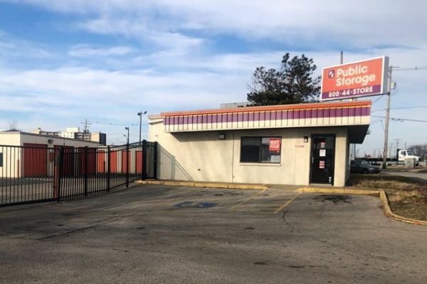 Photo of Public Storage - Evansville - 2410 N First Ave