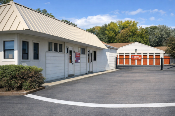 Photo of Public Storage - Denver - 6611 Leetsdale Dr