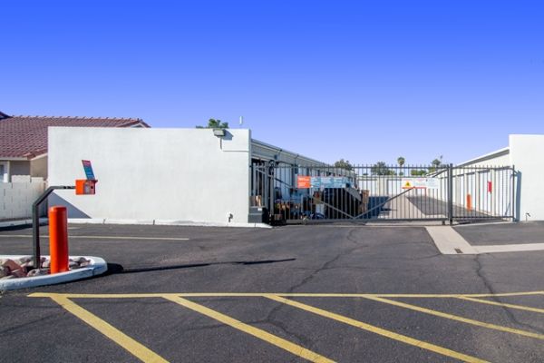 Public Storage - Mesa - 2920 E Baseline Rd 2920 E Baseline Rd Mesa, AZ - Photo 3