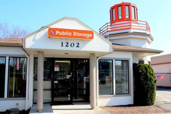 Photo of Public Storage - Portland - 1202 SE 82nd Ave