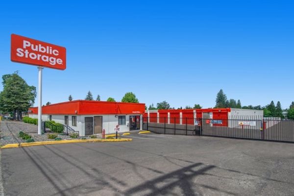 Photo of Public Storage - Gresham - 1421 E Powell Blvd