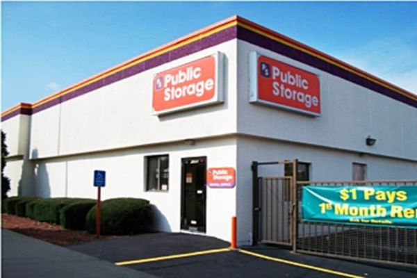 Public Storage - Fairfield - 1296 Kings Highway Cutoff 1296 Kings Highway Cutoff Fairfield, CT - Photo 0