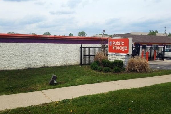 Photo of Public Storage - Farmington - 34050 W 9 Mile Road
