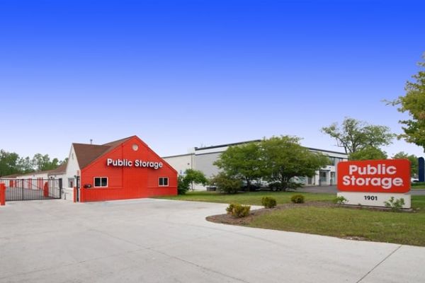 Photo of Public Storage - Walled Lake - 1901 E West Maple Rd